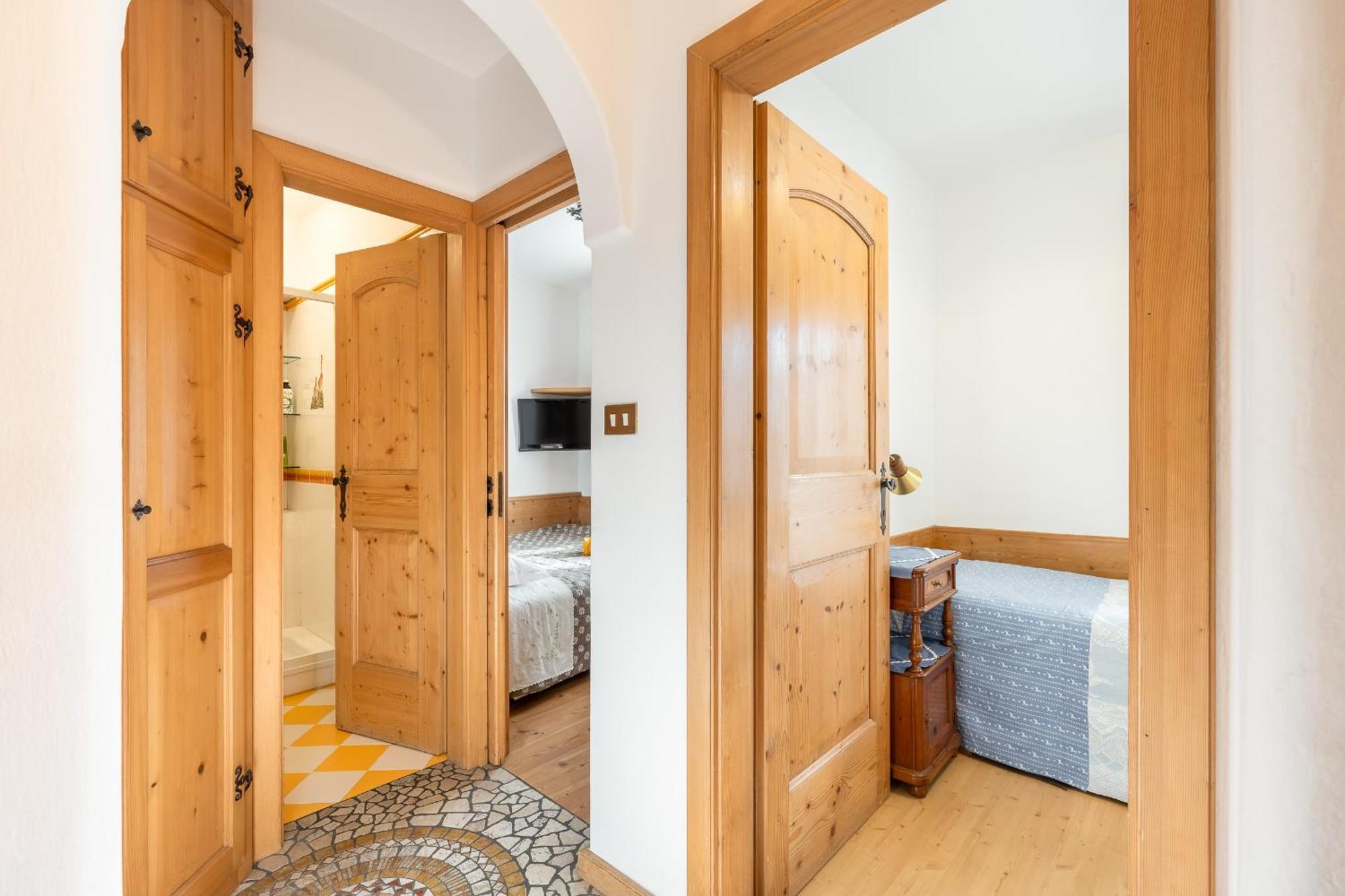Olimpia Lodge Cortina dʼAmpezzo Kültér fotó